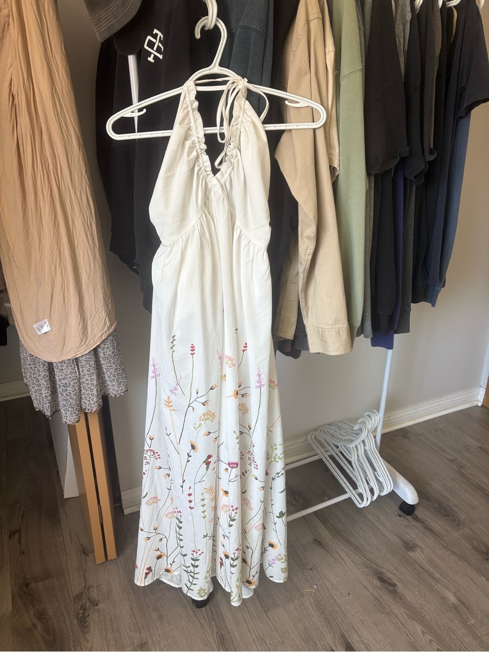 Cupshe White Halter Maxi Dress with Multicolor Floral Embroidery